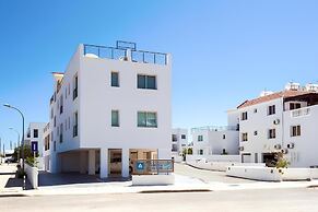 60 KAP - Stay Chromata Lagoon Apartment