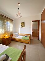 43 MND - Stay Meadow Vista Apartment