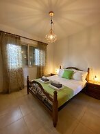 43 MND - Stay Meadow Vista Apartment
