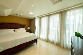 Hotel Plaza Herrera