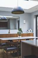 Beautiful Flat in Acton