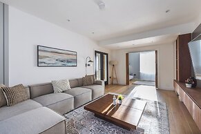 Beautiful Flat in Acton