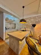 Sea View Studio Terminal