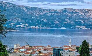 Sea View Studio Terminal