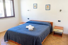 Porto Apartments - La Caletta