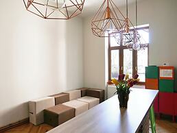 Choco Home & Hostel