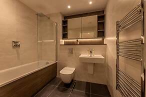 2br-sleeps4-parking-central-cityview