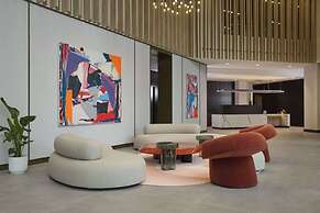 2br-sleeps4-parking-central-cityview