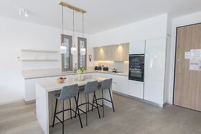 Protaras Azure Villa Azv15