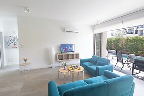 Protaras Azure Villa Azv15