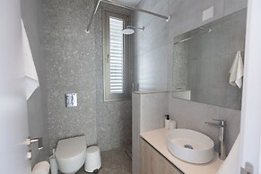 Protaras Azure Villa Azv15