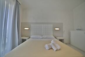 Riviera Luxury Rooms