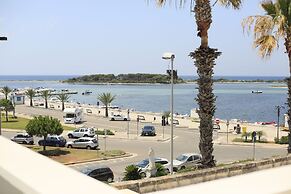 Riviera Luxury Rooms