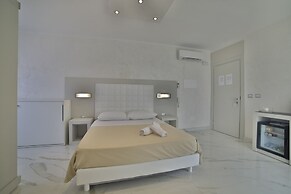 Riviera Luxury Rooms