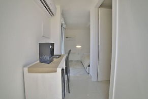 Riviera Luxury Rooms