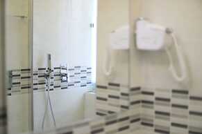 Riviera Luxury Rooms