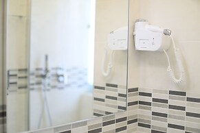 Riviera Luxury Rooms