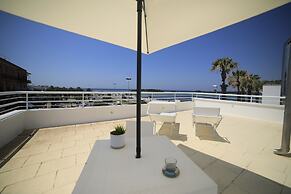 Riviera Luxury Rooms