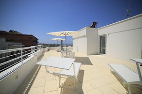 Riviera Luxury Rooms