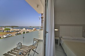 Riviera Luxury Rooms