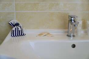 Riviera Luxury Rooms