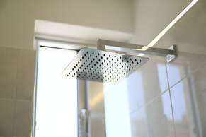 Riviera Luxury Rooms