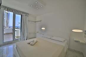 Riviera Luxury Rooms