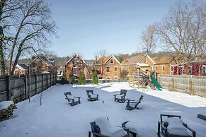 Northside Nook Home for 6!