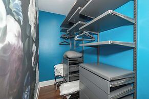 Northside Nook Home for 6!