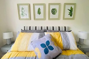 Mousehole Two-bed Bungalow With Parking