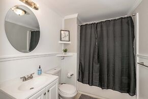 Queen City Homestead For 6!