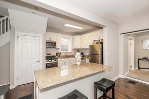 Queen City Homestead For 6!