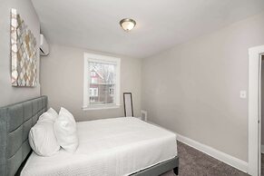 Queen City Homestead For 6!