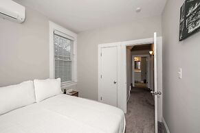 Queen City Homestead For 6!