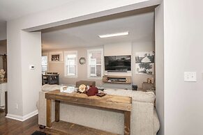 Queen City Homestead For 6!