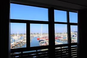LES SUITES DU PORT by Le Saint Ferdinand
