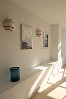 LES SUITES DU PORT by Le Saint Ferdinand