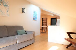 LES SUITES DU PORT by Le Saint Ferdinand