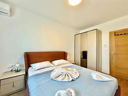 Apartments Azimut Rezevici