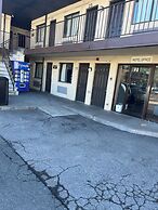 Metro Motel