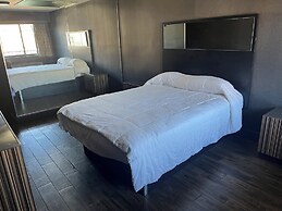 Metro Motel