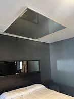 Metro Motel