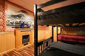 Six-Bedroom Family Retreat