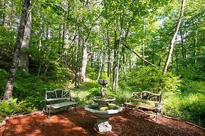 Six-Bedroom Family Retreat