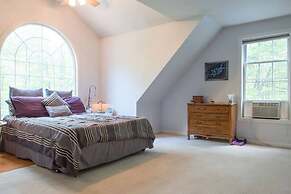 Six-Bedroom Family Retreat