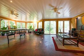 Six-Bedroom Family Retreat