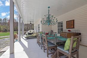 Serene Farms Hot Tub Pool Sunroom on 7 Acres