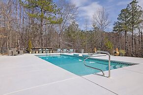 Serene Farms Hot Tub Pool Sunroom on 7 Acres