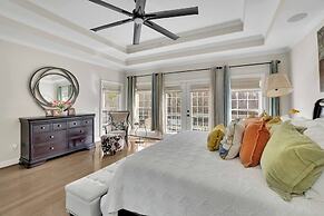 Serene Farms Hot Tub Pool Sunroom on 7 Acres