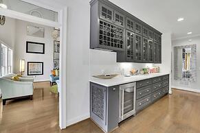 Serene Farms Hot Tub Pool Sunroom on 7 Acres